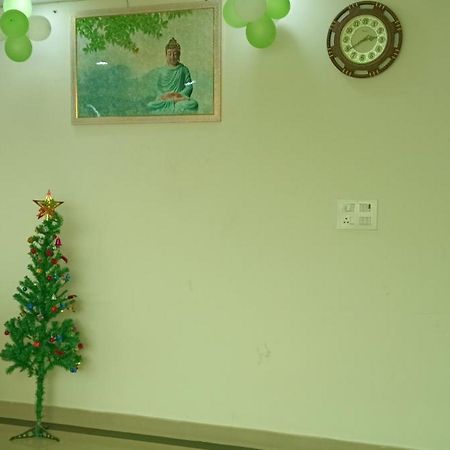 Hotel Blue Heaven Oyotownhouse Ghaziabad Ngoại thất bức ảnh